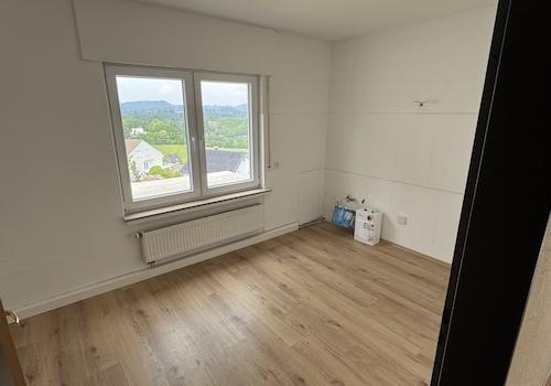 Küche (Einbau Ende Juni)