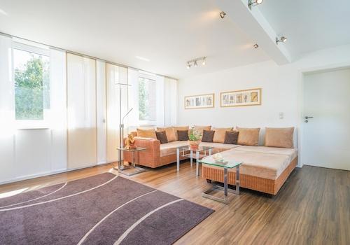 schöner Wohnraum oben