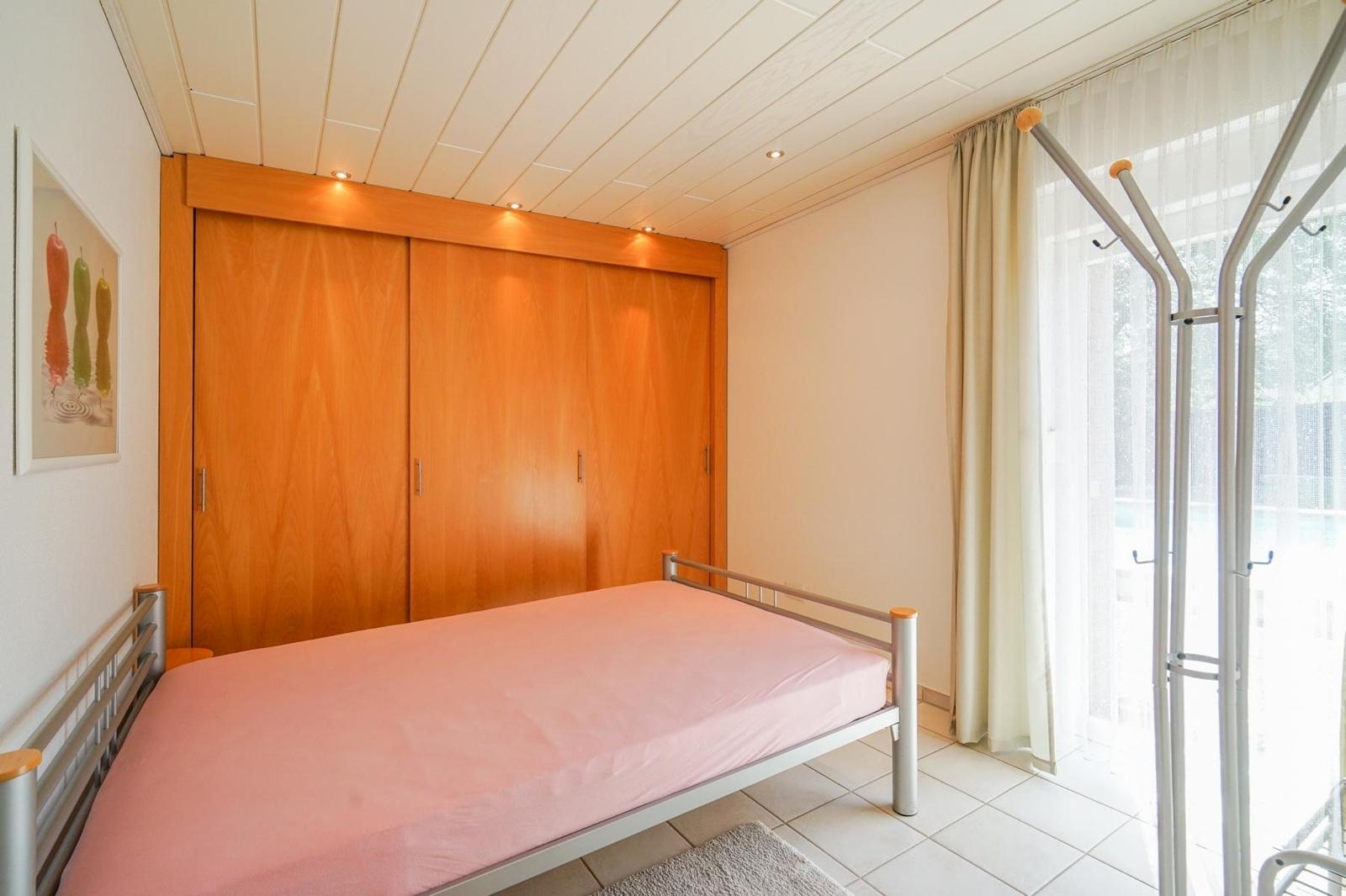 Schlafzimmer in der Einliegerwohnung 