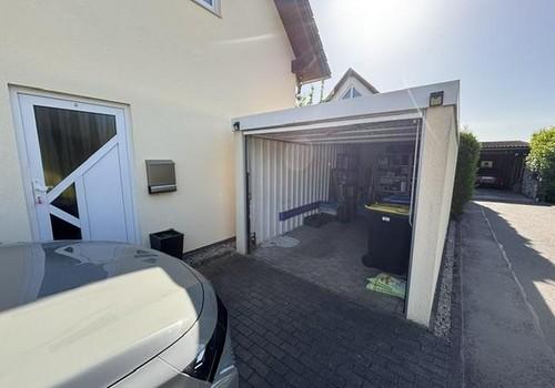 Außenansicht Garage