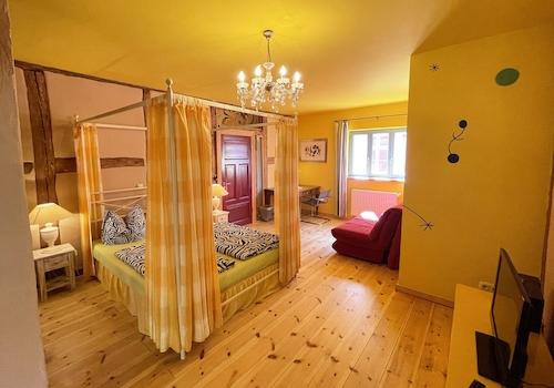 Miró Schlafzimmer