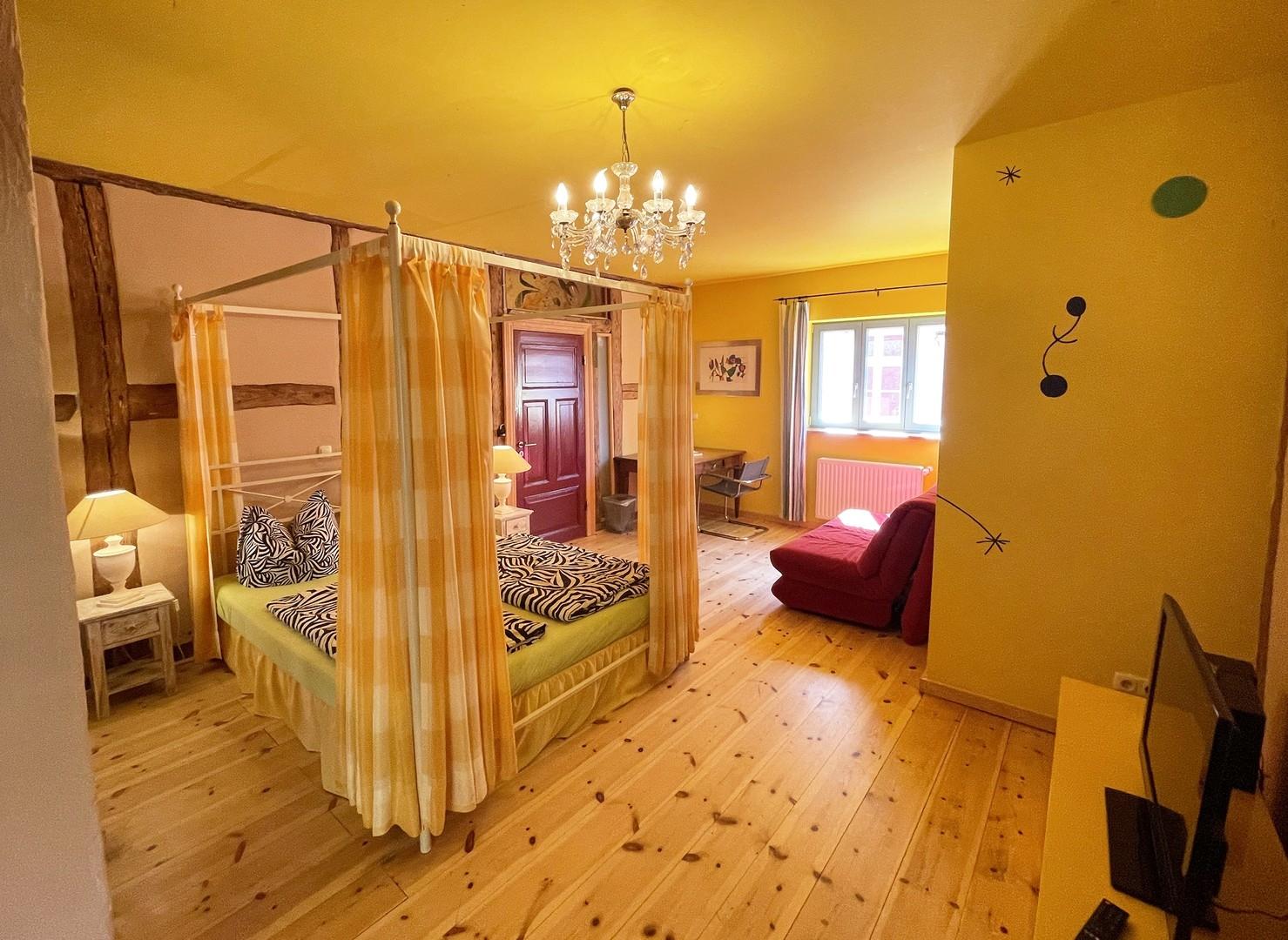 Miró Schlafzimmer