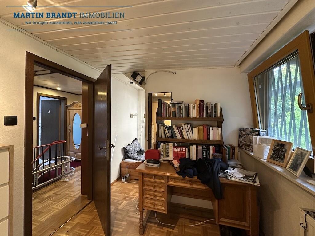 Büro- o. Kinderzimmer DG