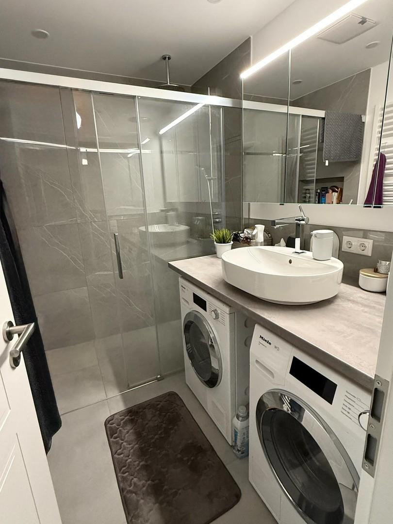 Bad mit Walk in Dusche