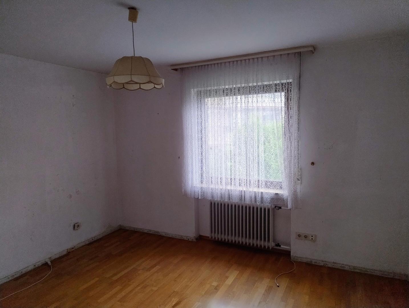 EG Kinderzimmer / Büro