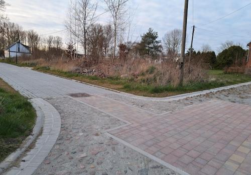 Ecke vom Baugrundstück