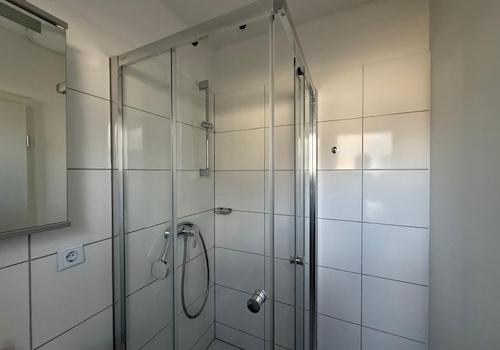 Dusche OG
