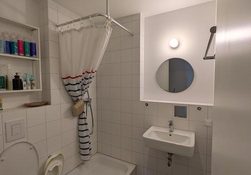 Bad mit Dusche