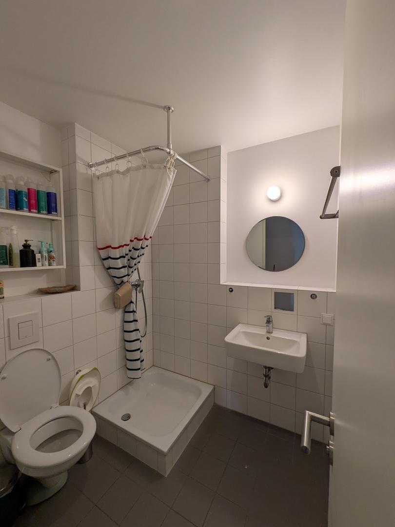 Bad mit Dusche