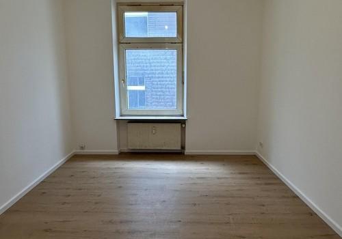 Zimmer 4 (Kind/Büro)