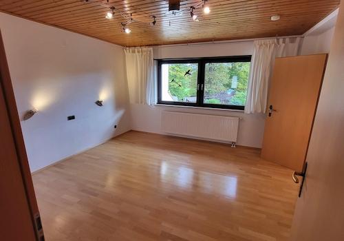 1.OG Zimmer 3 (Schlafzimmer)