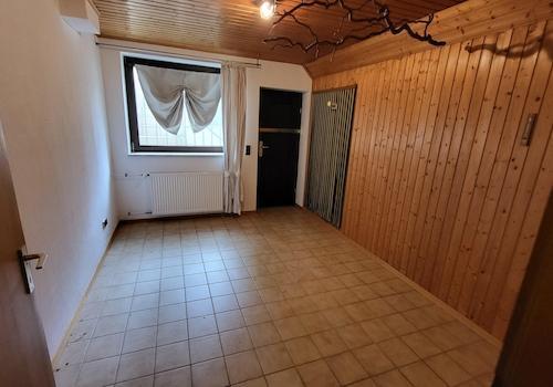 KG Zimmer mit Zugang Garten