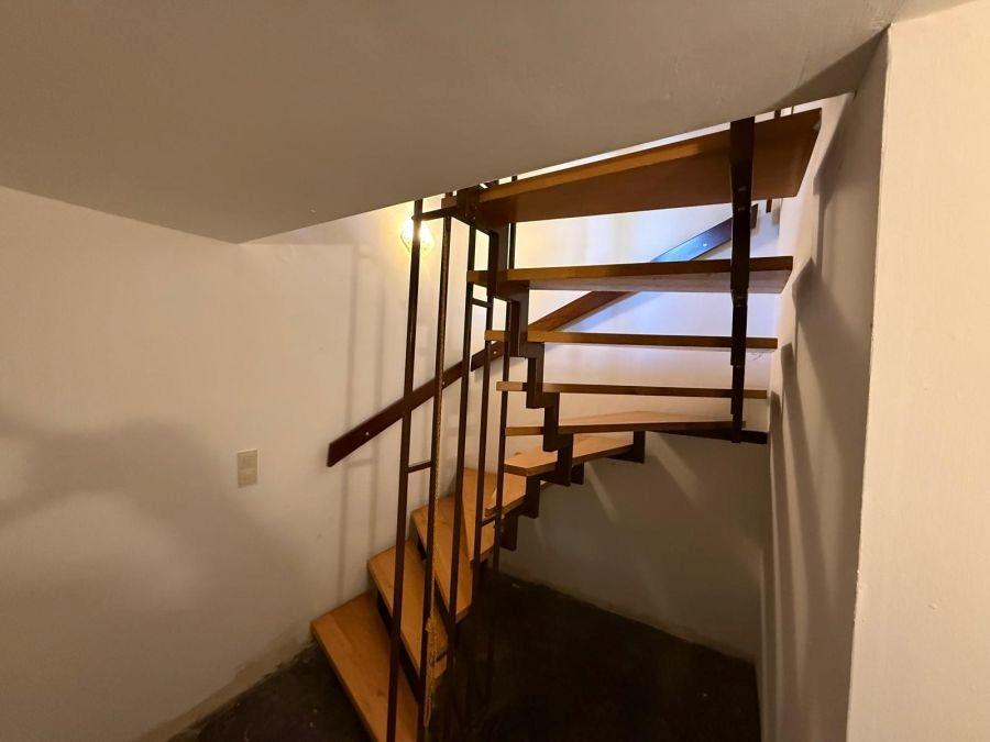 Kellertreppe