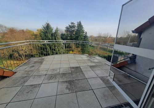 2. OG Balkon