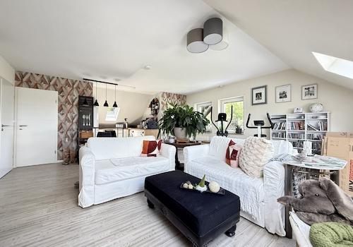 Wohnzimmer DG