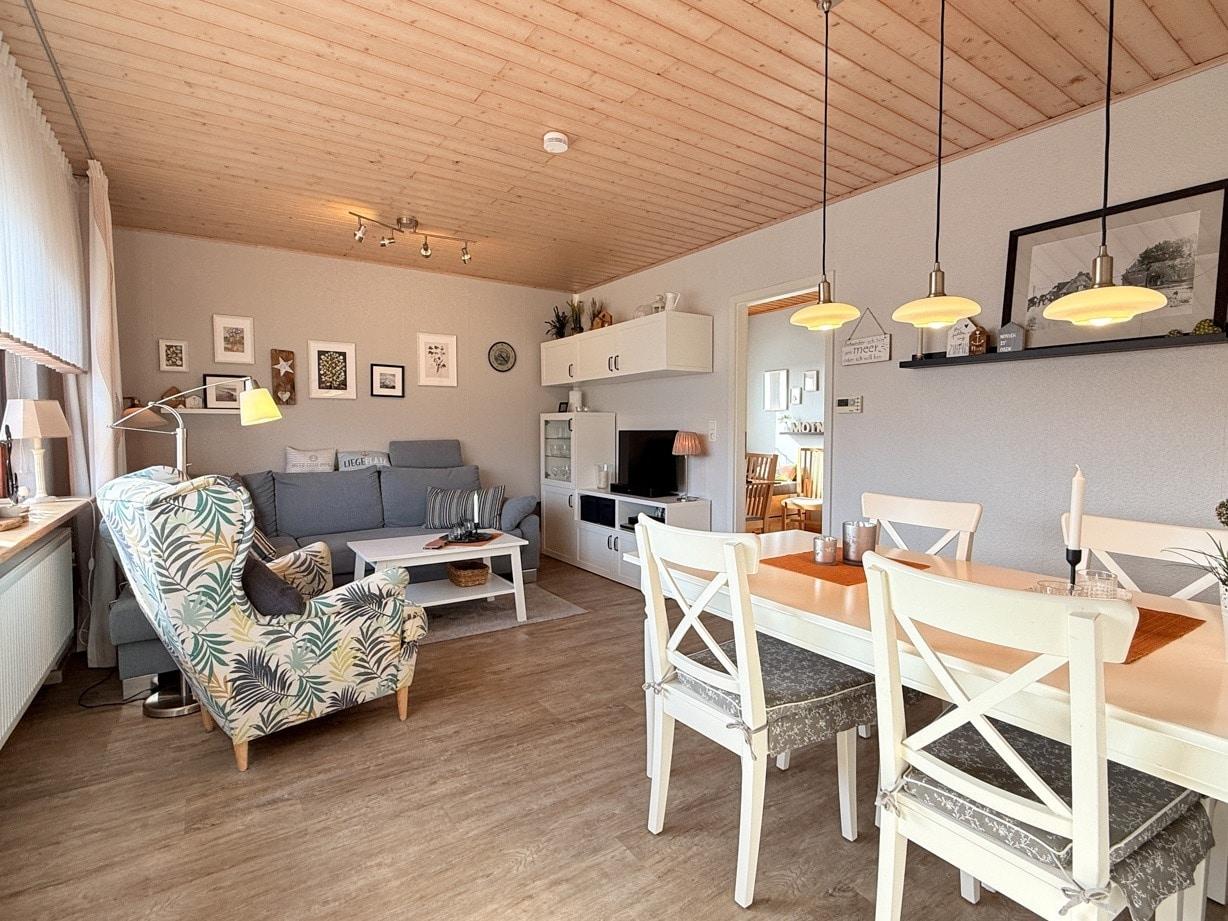 Wohn- und Esszimmer im Erdgeschoss