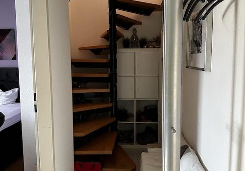 Wendeltreppe in 2. DG