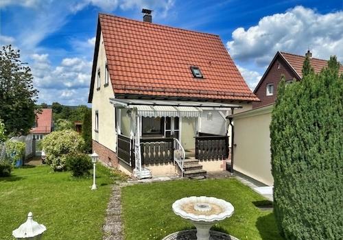 schöne, überdachte Terrasse