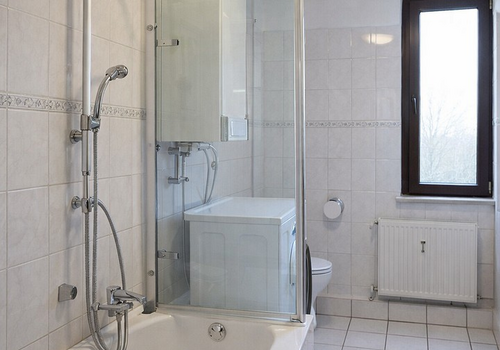 Gepflegtes Badezimmer