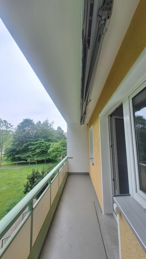 Balkon mit Markise