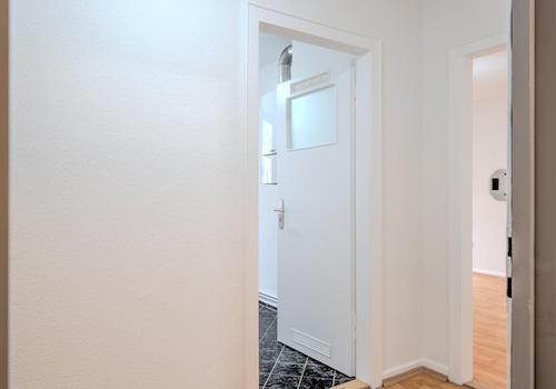 Küche & Zimmer Rechts