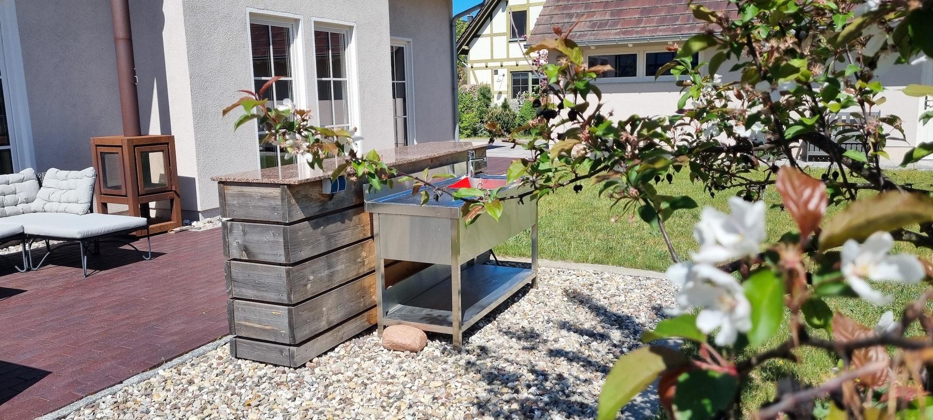 Terrasse mit Grill