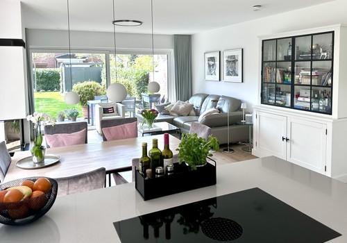Blick ins Wohnzimmer
