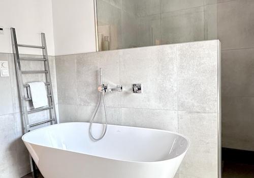 Freistehende Badewanne