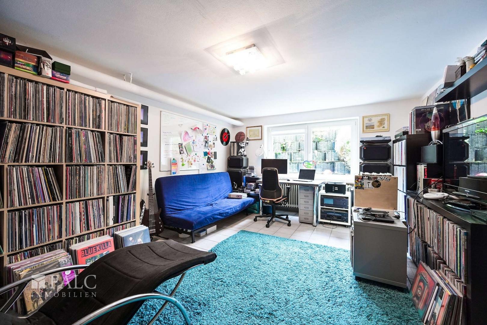 UG Büro 