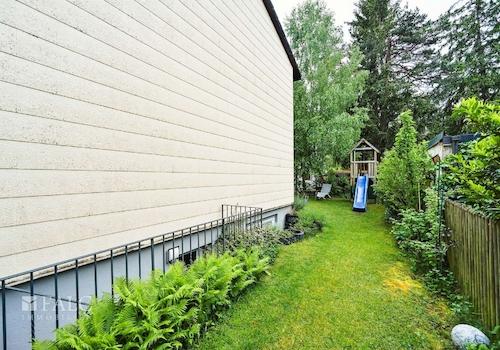 Garten Westseite