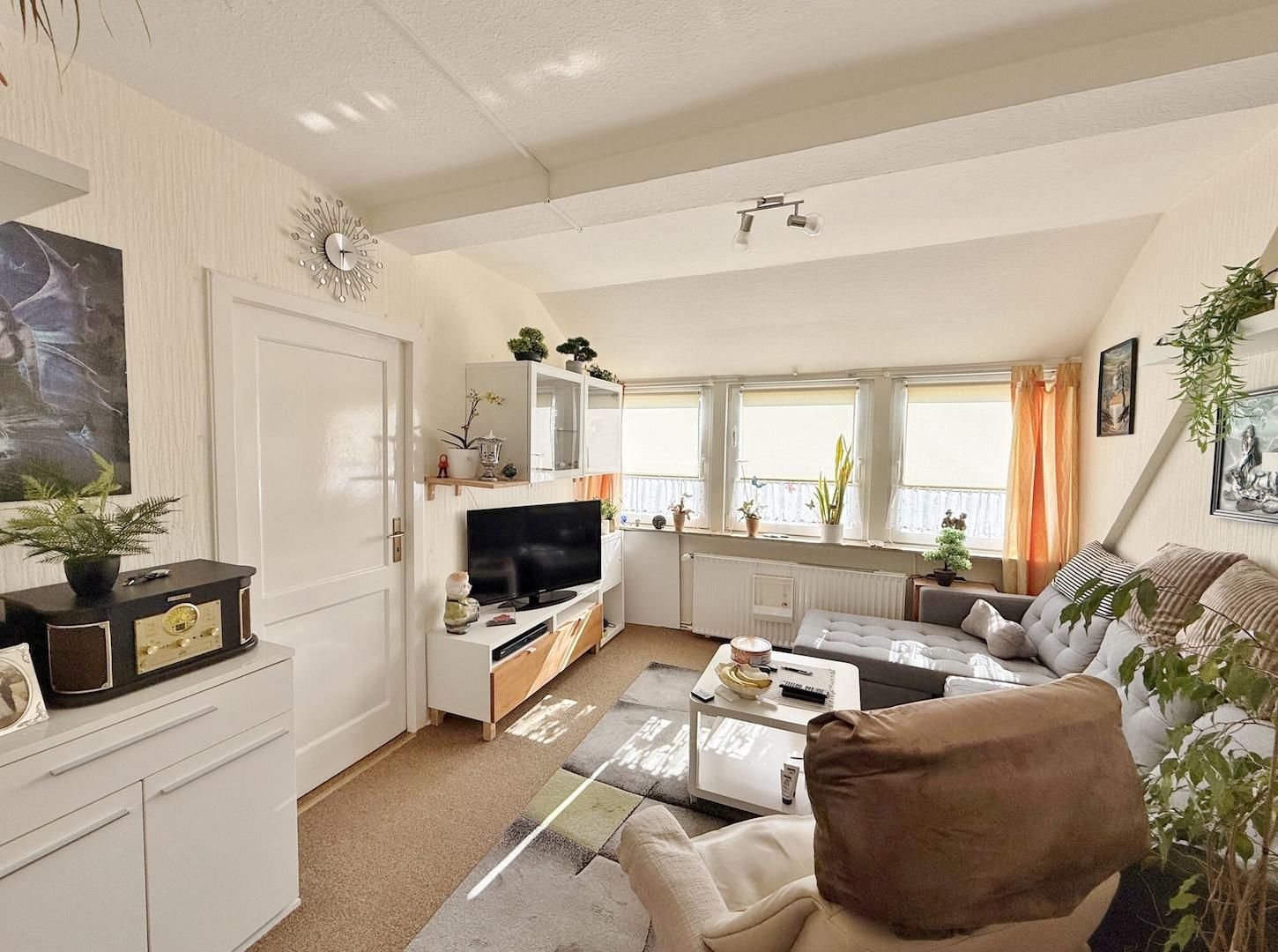 2. OG rechts – Wohnzimmer