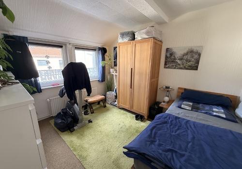 2. OG rechts – Schlafzimmer