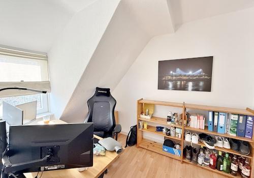 2. OG links – Büro