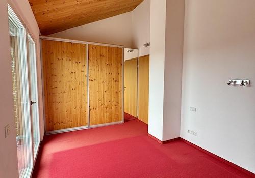 Schlafzimmer 2 Balkonzugang