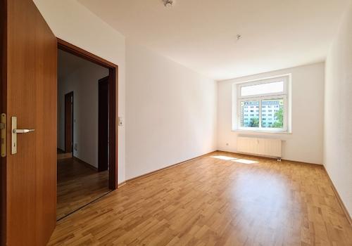 Zimmer_Hofseite