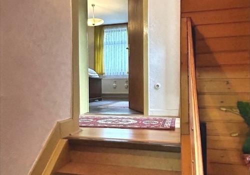 Treppe ins OG vorne
