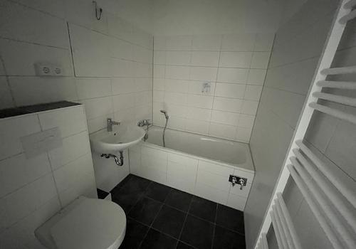 Badezimmer mit Wanne