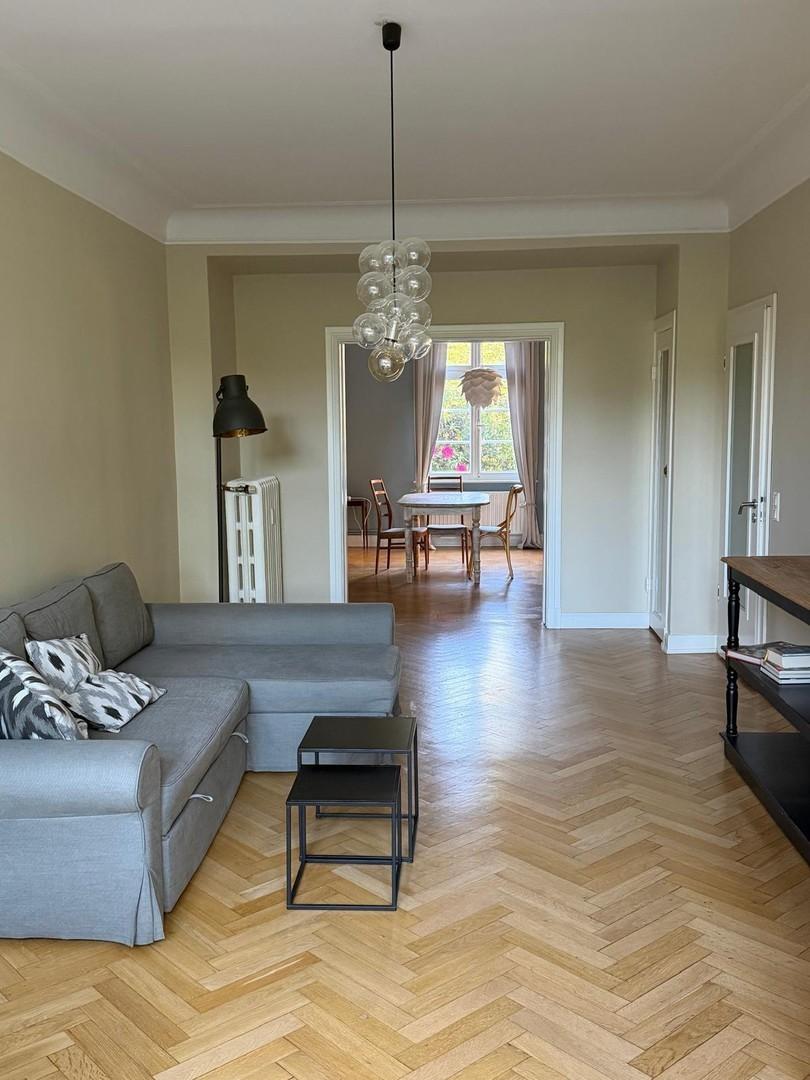 Mittelzimmer-Blick in Esszi.