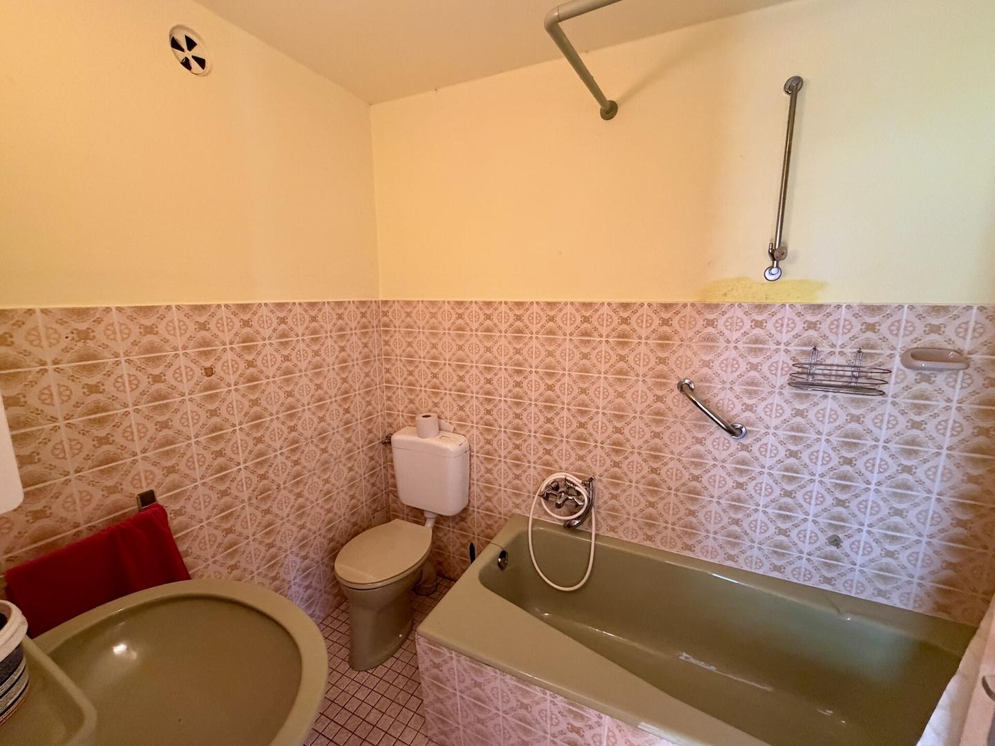 Bad Einliegerwohnung