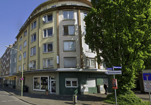 Straßenansicht