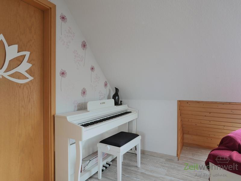 weißes E-Piano