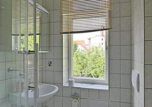 Bad mit Dusche