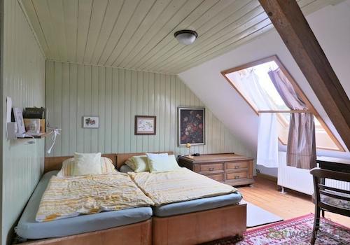 Blick ins Schlafzimmer