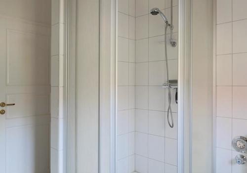Blick zur Dusche