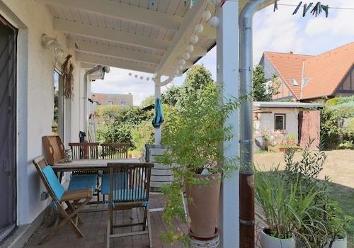 überdachte Terrasse