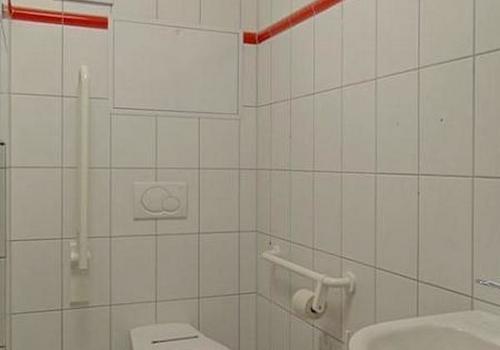 WC rechts