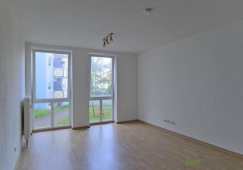 Blick ins Wohnzimmer