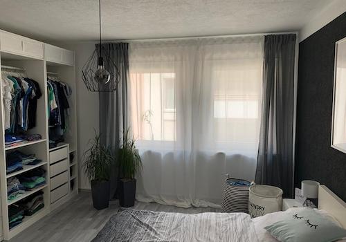 Schlafzimmer 1