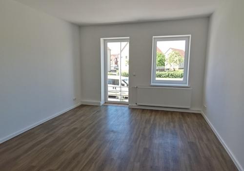 moderner Fußbodenbelag in der ganzen Wohnung