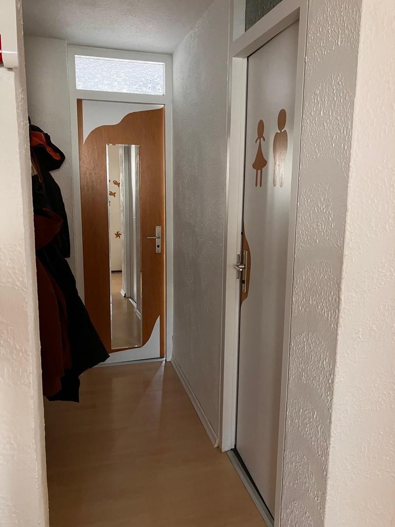 Flur Richtung Badezimmer